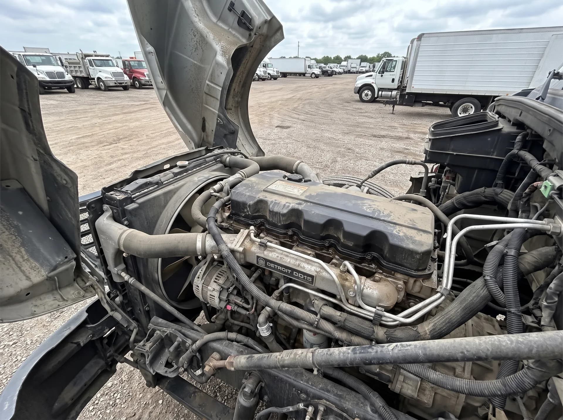 2022 Freightliner Cascadia 126, DD15 engine
